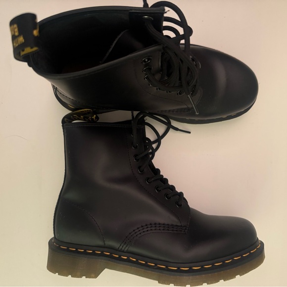 Dr. Martens Black Iconic Leather Boots - Picture 3 of 6